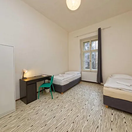 Manesova 4 Apartamento *